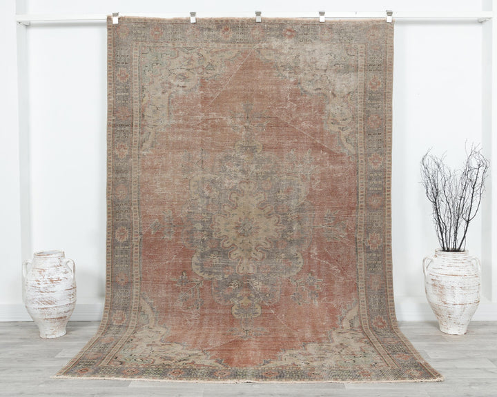 Faded Oushak Rug 5' 11" x 9' 4" | No. VR86236