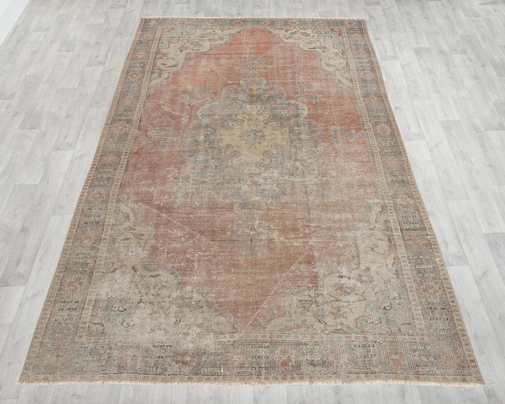 Faded Oushak Rug 5' 11" x 9' 4" | No. VR86236