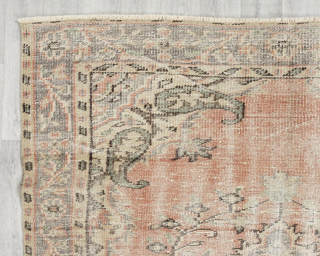 Faded Oushak Rug 5' 2" x 8' | No. VR35454