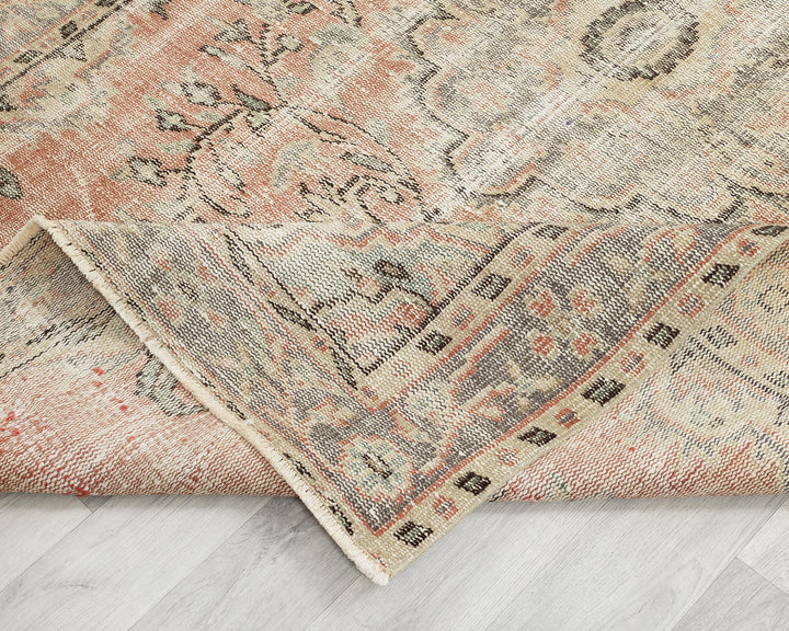 Faded Oushak Rug 5' 2" x 8' | No. VR35454
