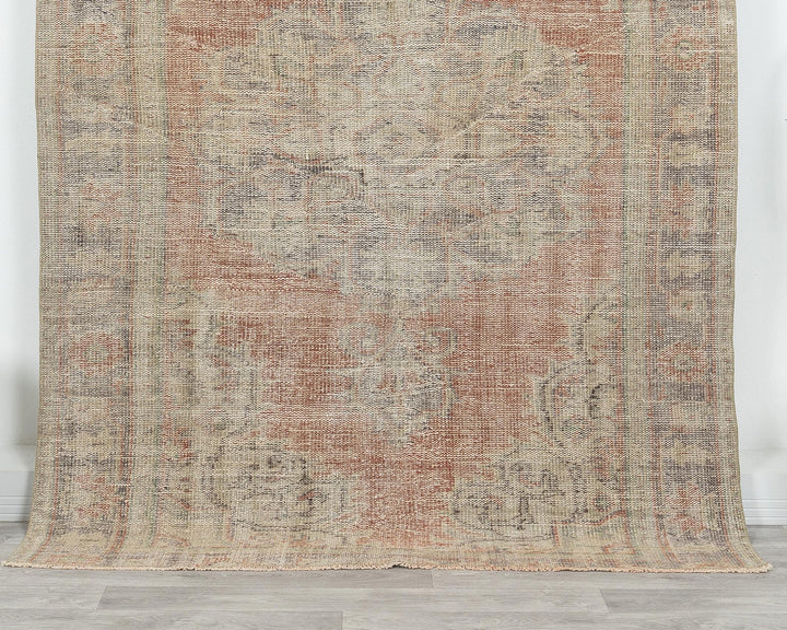 Faded Oushak Rug 5' 2" x 7' 3" | No. VR47348