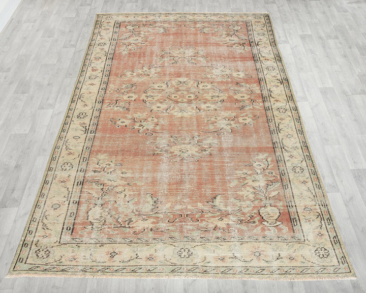 Faded Oushak Rug 5' 7" x 8' 2" | No. VR53362