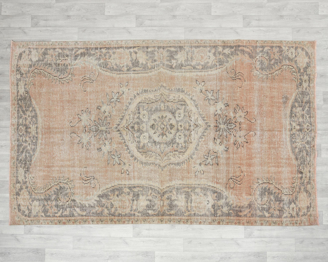 Faded Oushak Rug 5' 8" x 9' 2" | No. VR85219