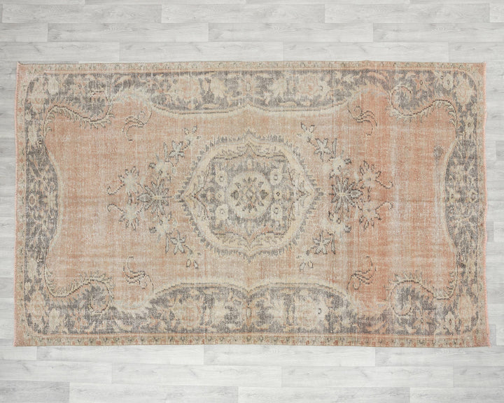 Faded Oushak Rug 5' 8" x 9' 2" | No. VR85219