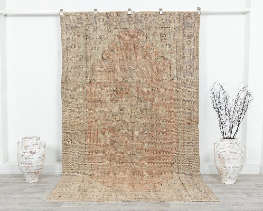 Faded Oushak Rug 5' 7" x 9' 2" | No. VR59569