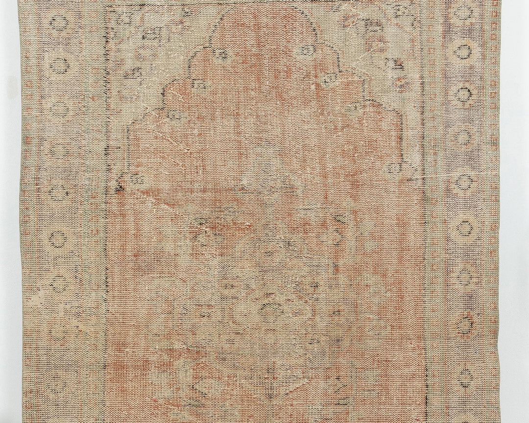 Faded Oushak Rug 5' 7" x 9' 2" | No. VR59569
