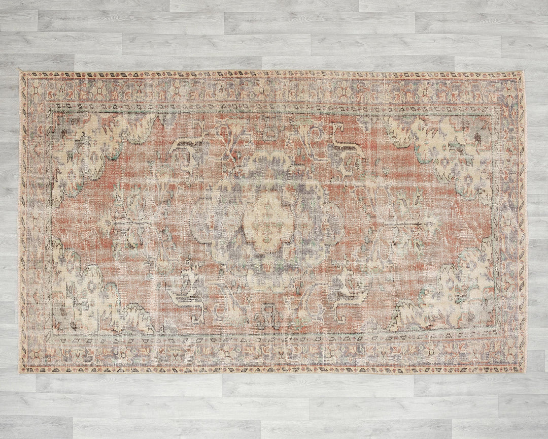Faded Oushak Rug 5' 5" x 8' 8" | No. VR91476