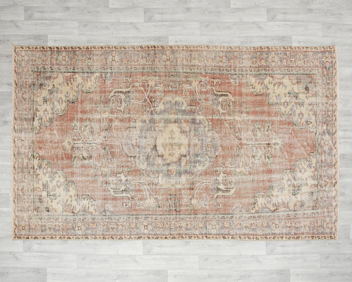 Faded Oushak Rug 5' 5" x 8' 8" | No. VR91476