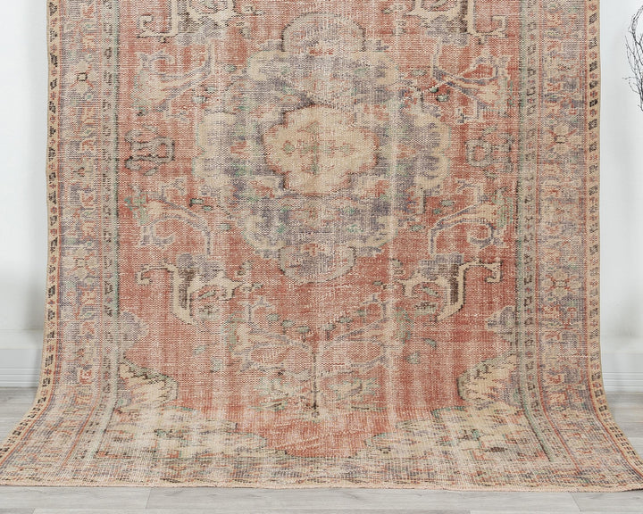 Faded Oushak Rug 5' 5" x 8' 8" | No. VR91476