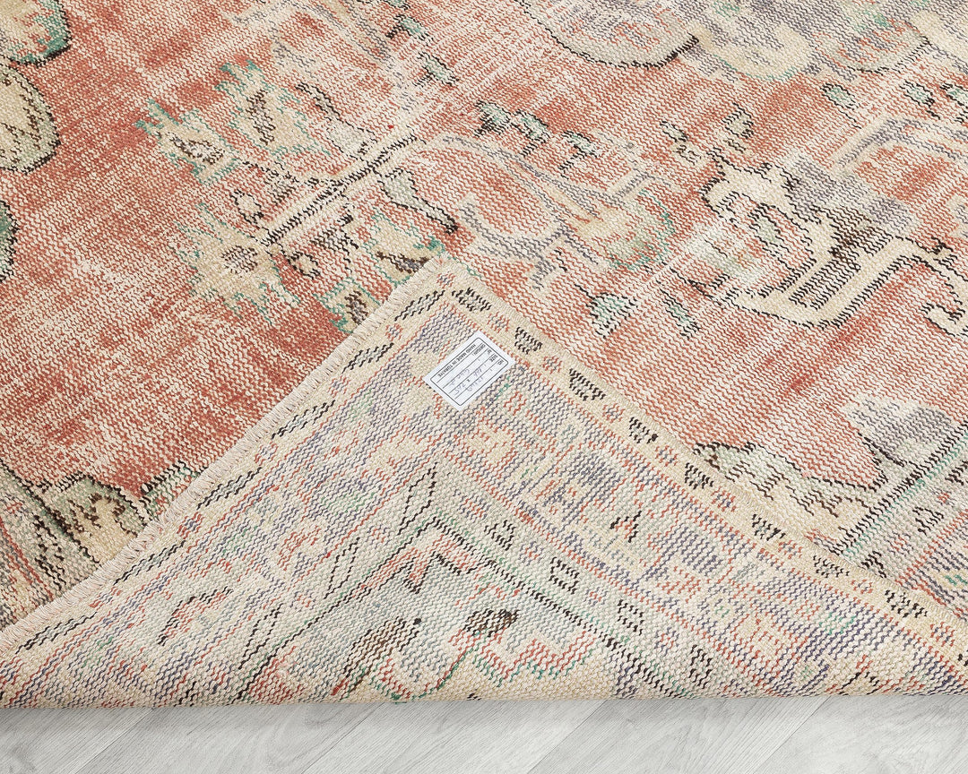 Faded Oushak Rug 5' 5" x 8' 8" | No. VR91476