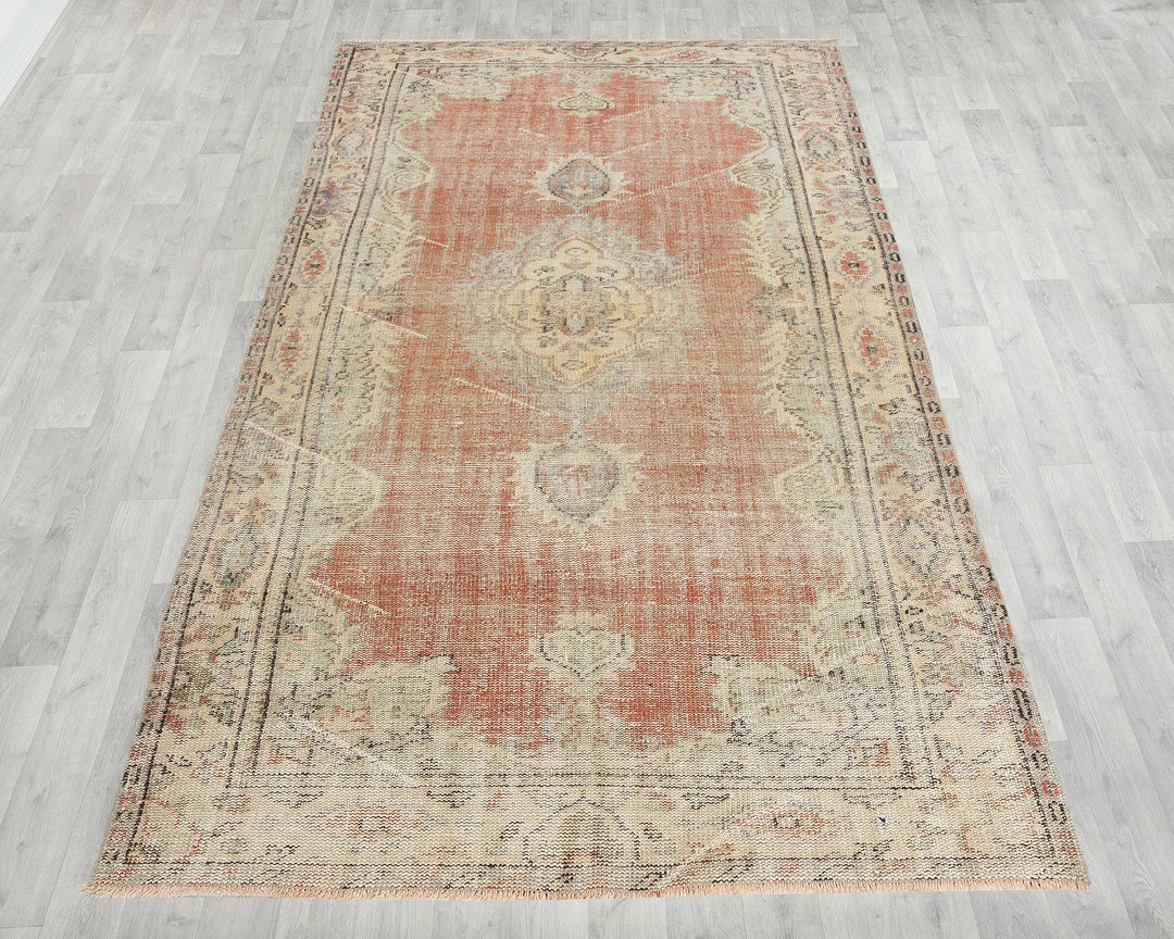 Faded Oushak Rug 4' 10" x 8' | No. VR42209