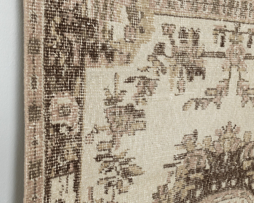 Oushak Rug 3' 8" x 6' 2" | No. VR76382