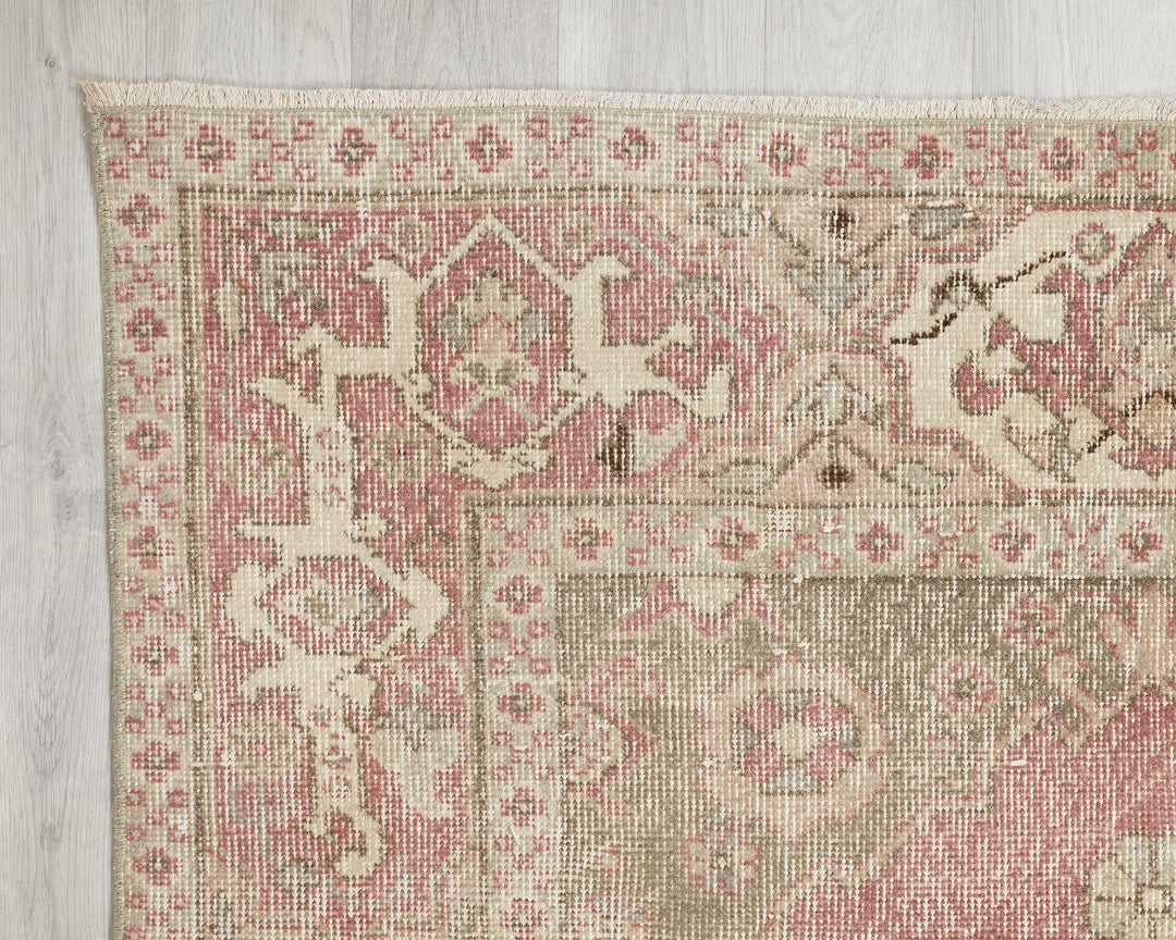 Oushak Rug 7' 9" x 4' | No. VR79911