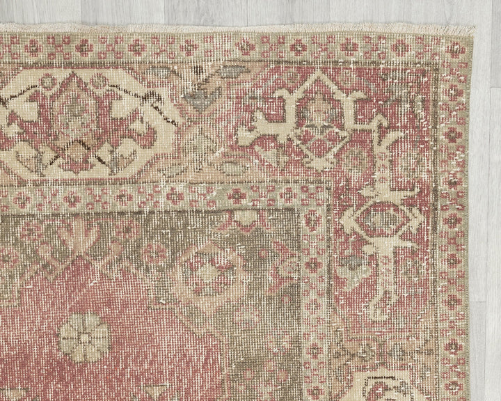 Oushak Rug 7' 9" x 4' | No. VR79911