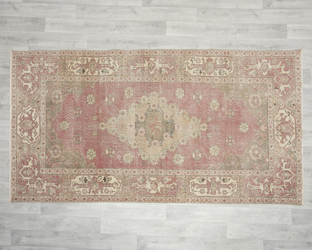 Oushak Rug 7' 9" x 4' | No. VR79911
