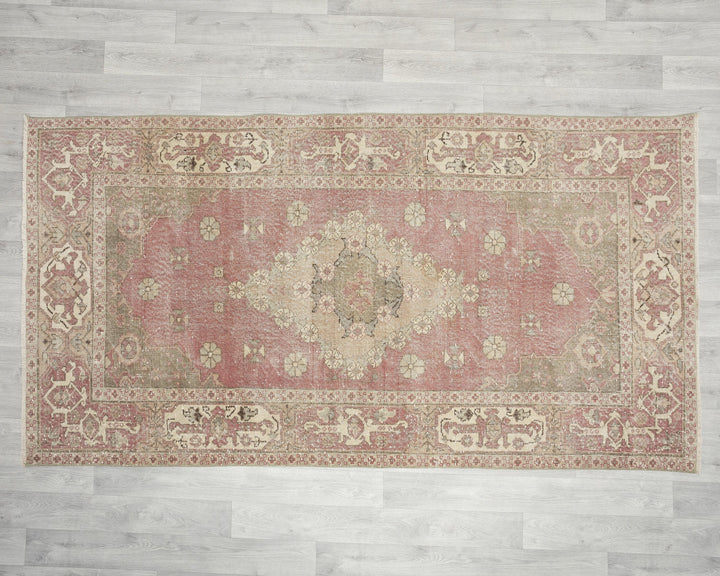 Oushak Rug 7' 9" x 4' | No. VR79911