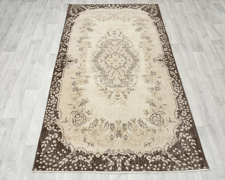 Vintage Turkish Rug 7' 1" x 3' 11" | No. VR51586