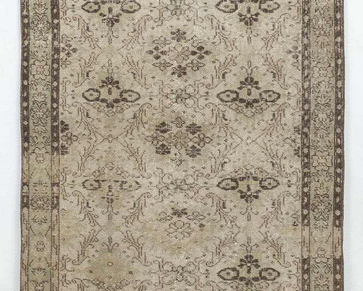 Vintage Turkish Rug 6' 8" x 3' 8" | No. VR35382