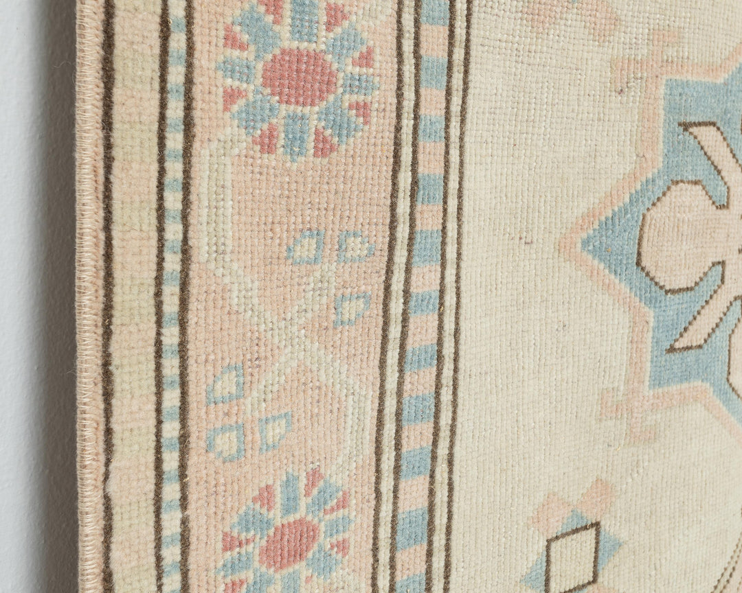 Beige Oushak Rug 3' 11" x 5' 6" | No. VR61558