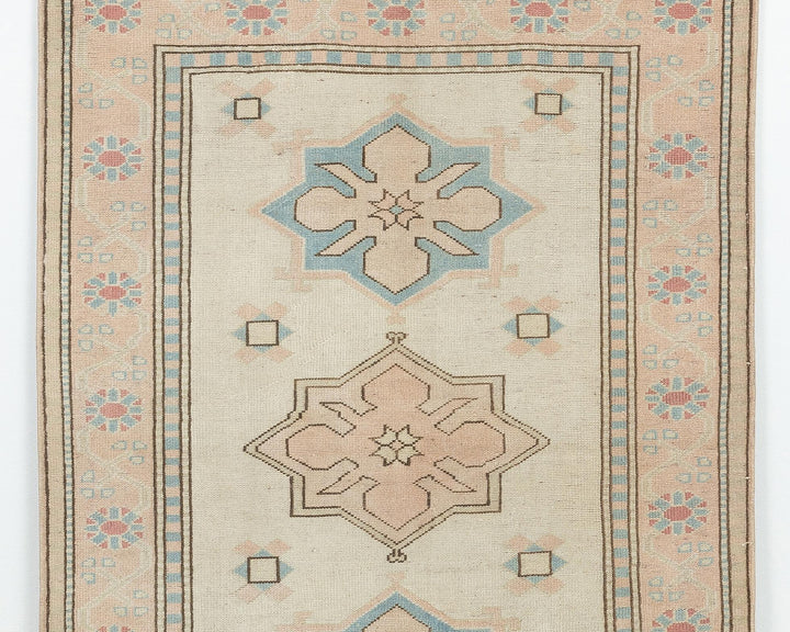 Beige Oushak Rug 3' 11" x 5' 6" | No. VR61558