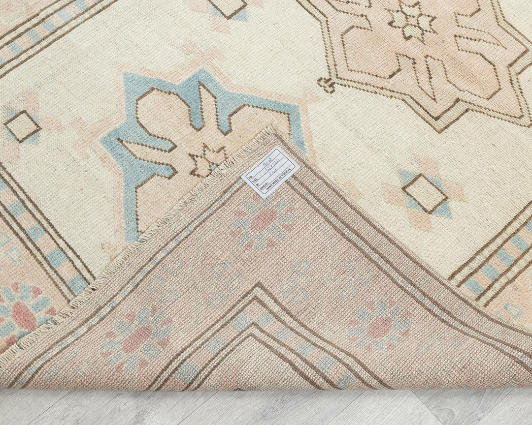 Beige Oushak Rug 3' 11" x 5' 6" | No. VR61558