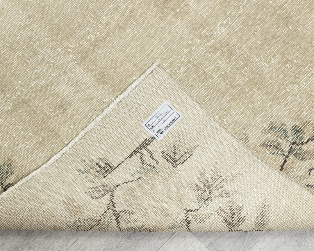 Beige Oushak Rug 6' 8" x 8' | No. VR55455