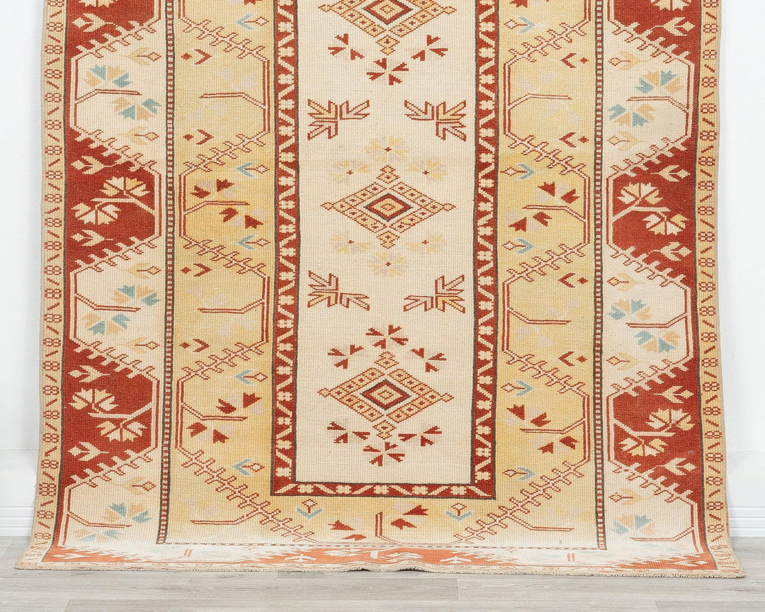 Yellow Oushak Rug 5' 9" x 4' 4" | No. VR38730