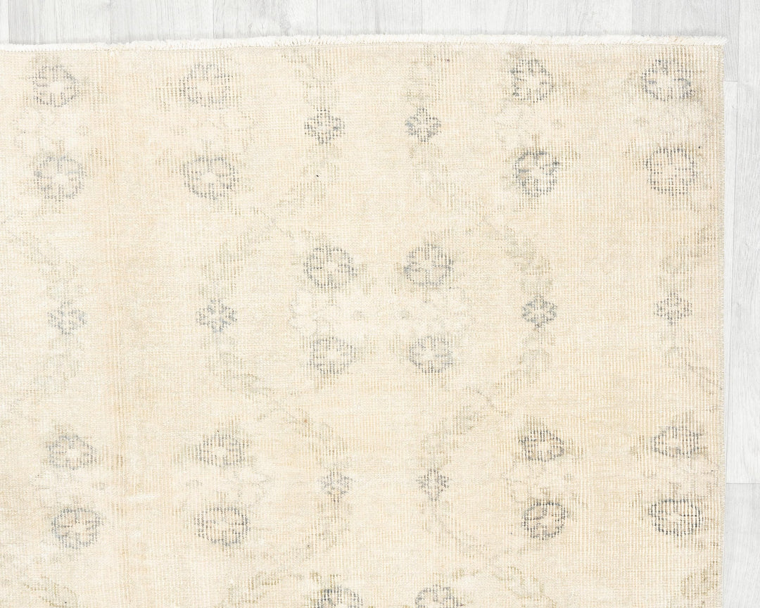Vintage Turkish Rug 8' x 4' 9" | No. VR99147