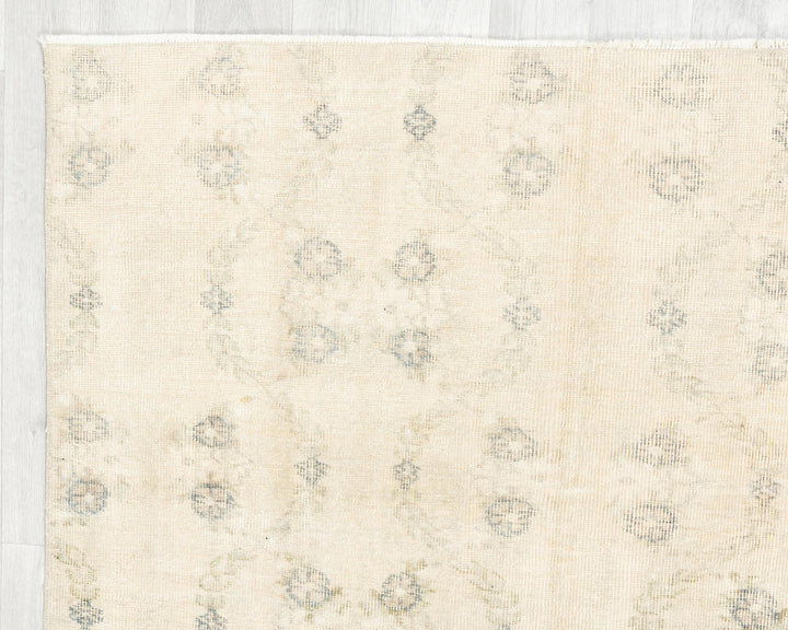 Vintage Turkish Rug 8' x 4' 9" | No. VR99147
