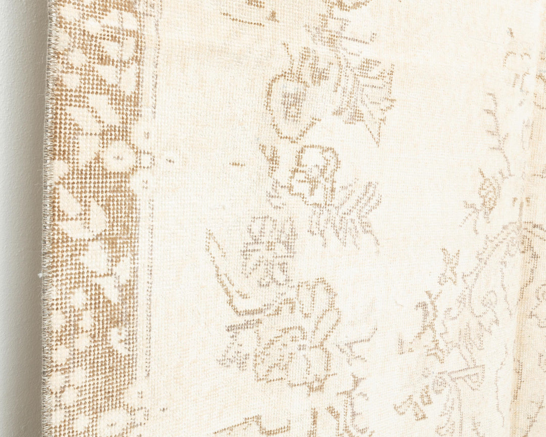 Brown Oushak Rug 9' 5" x 4' 11" | No. VR85519