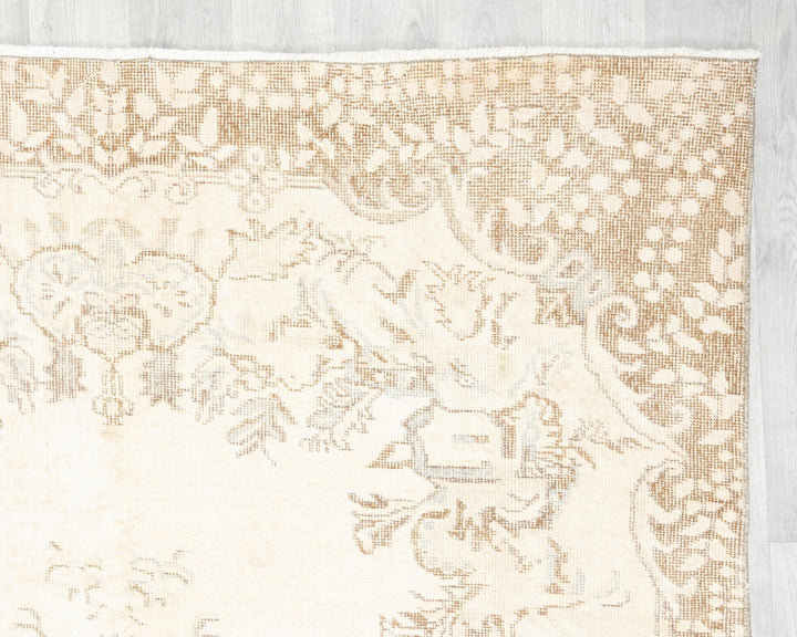 Brown Oushak Rug 9' 5" x 4' 11" | No. VR85519
