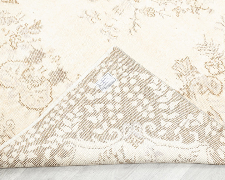 Brown Oushak Rug 9' 5" x 4' 11" | No. VR85519