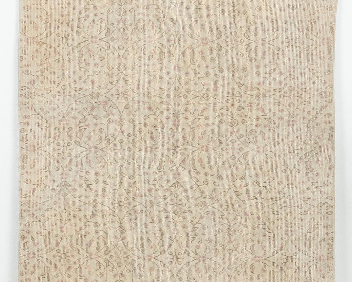 Beige Oushak Rug 3' 8" x 6' 7" | No. VR95336