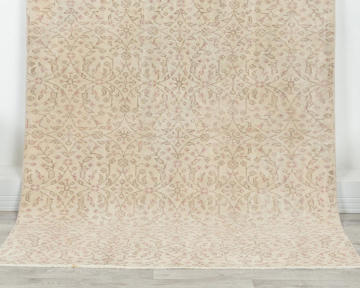 Beige Oushak Rug 3' 8" x 6' 7" | No. VR95336