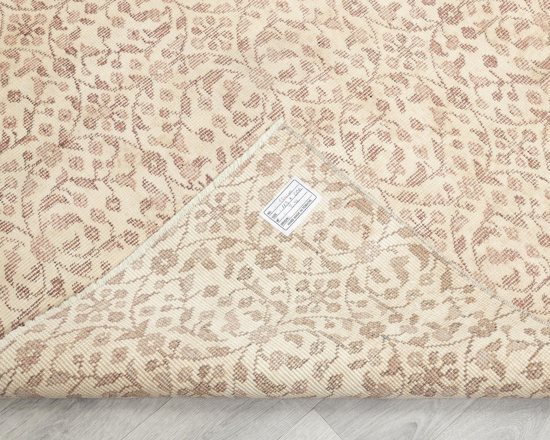 Beige Oushak Rug 3' 8" x 6' 10" | No. VR58438