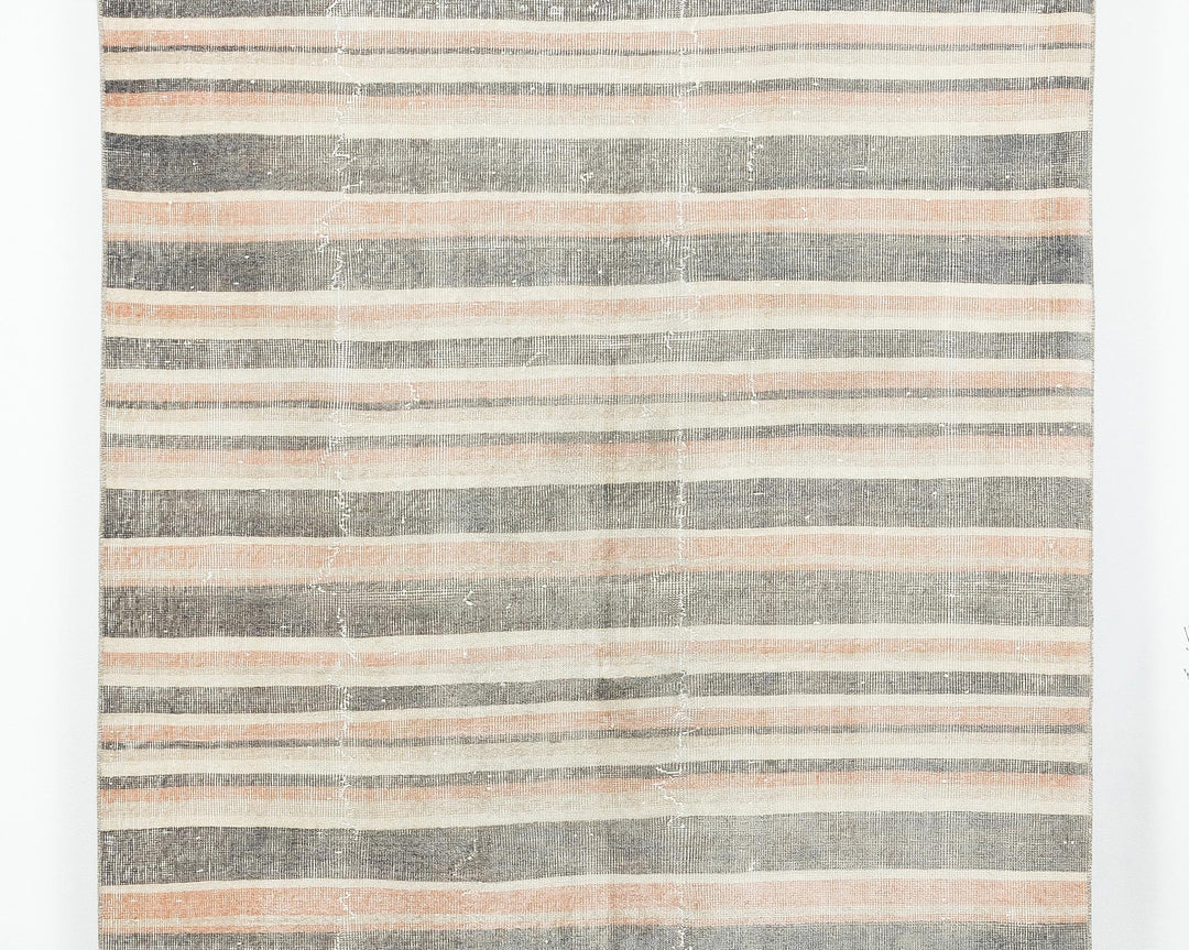 Oushak Rug 6' 7" x 4' 10" | No. VR61396