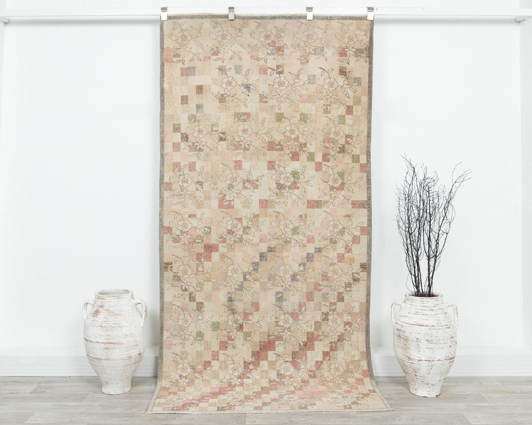 Neutral Oushak Rug 3' 11" x 7' 11" | No. VR20483