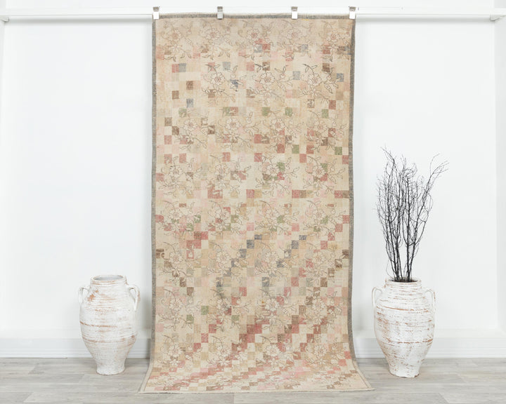 Neutral Oushak Rug 3' 11" x 7' 11" | No. VR20483