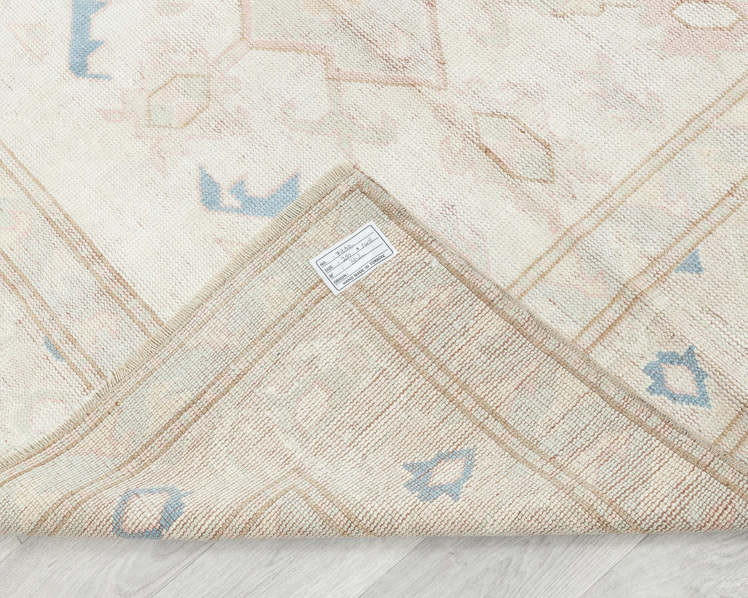 Beige Oushak Rug 8' 2" x 4' 9" | No. VR23822