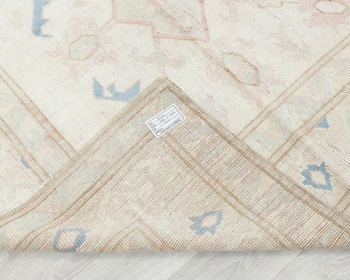 Beige Oushak Rug 8' 2" x 4' 9" | No. VR23822