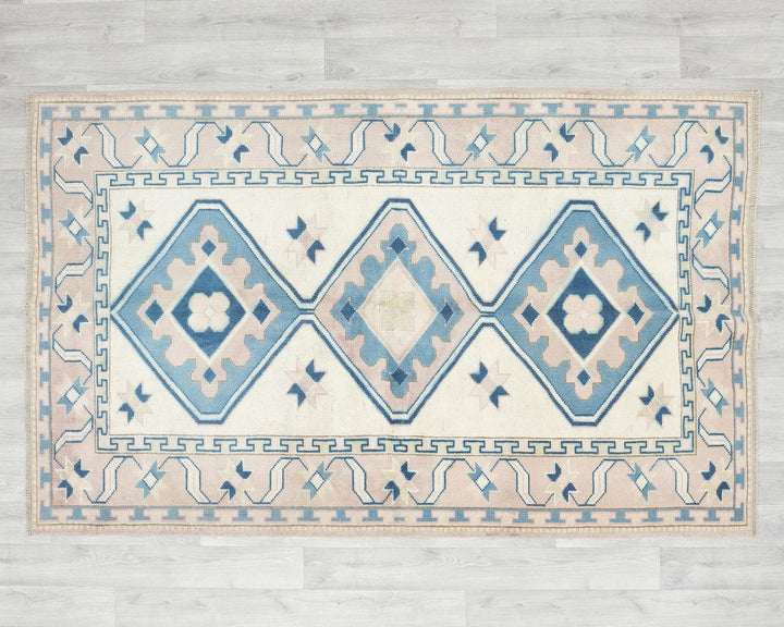 Neutral Oushak Rug 4' 4" x 6' 7" | No. VR40455