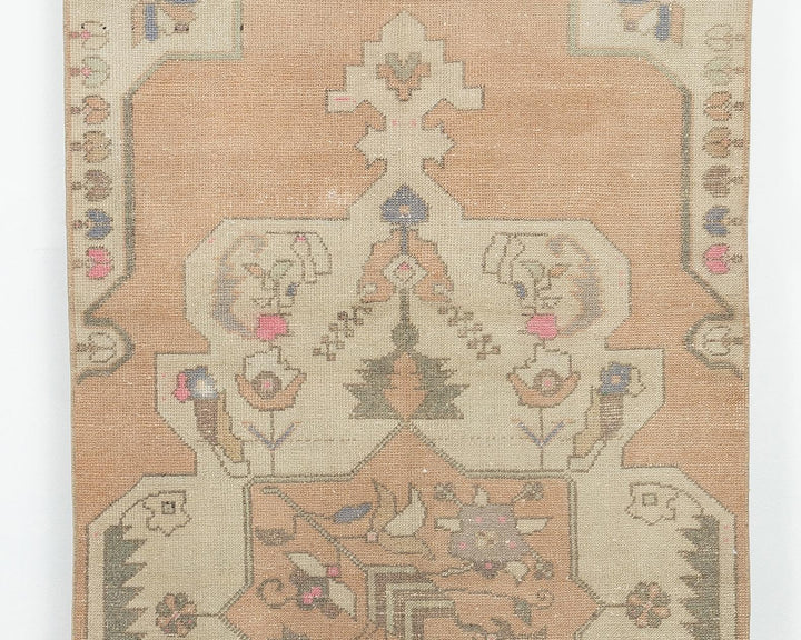 Oushak Rug 7' 5" x 3' 9" | No. VR26101