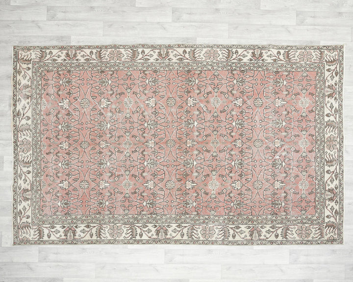 Red Oushak Rug 8' 8" x 5' 5" | No. VR52939