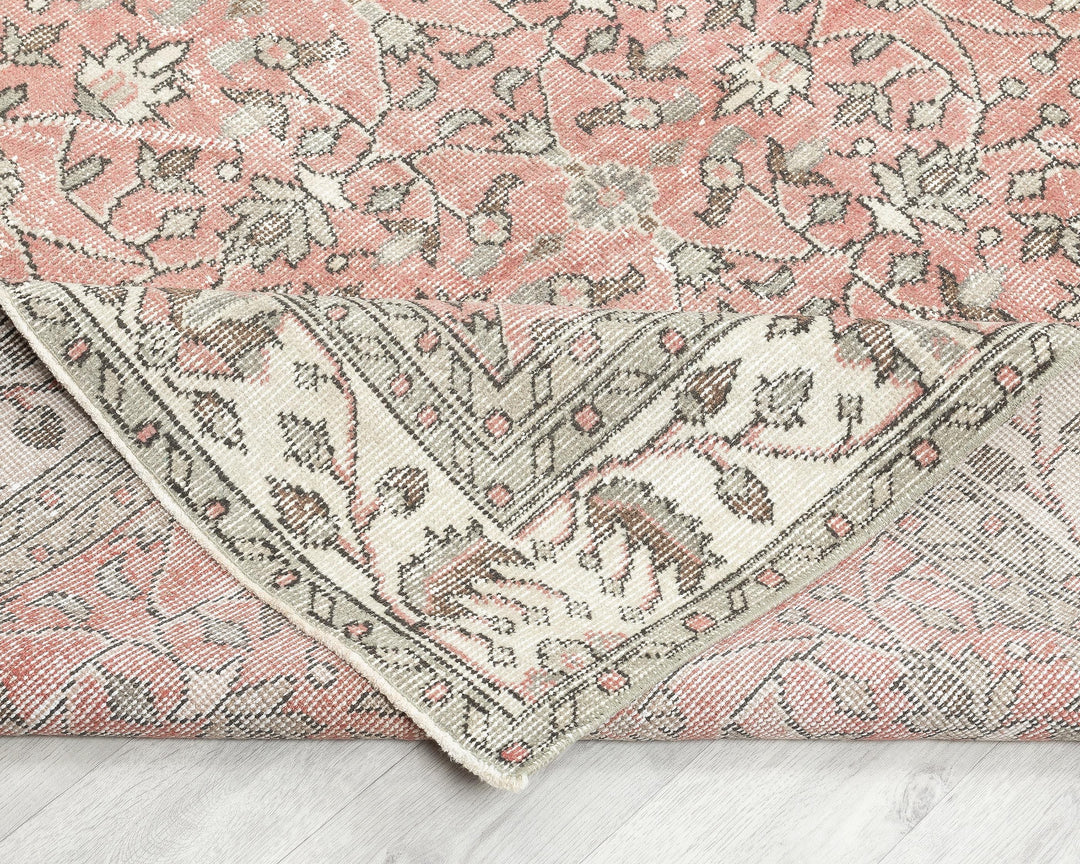 Red Oushak Rug 8' 8" x 5' 5" | No. VR52939
