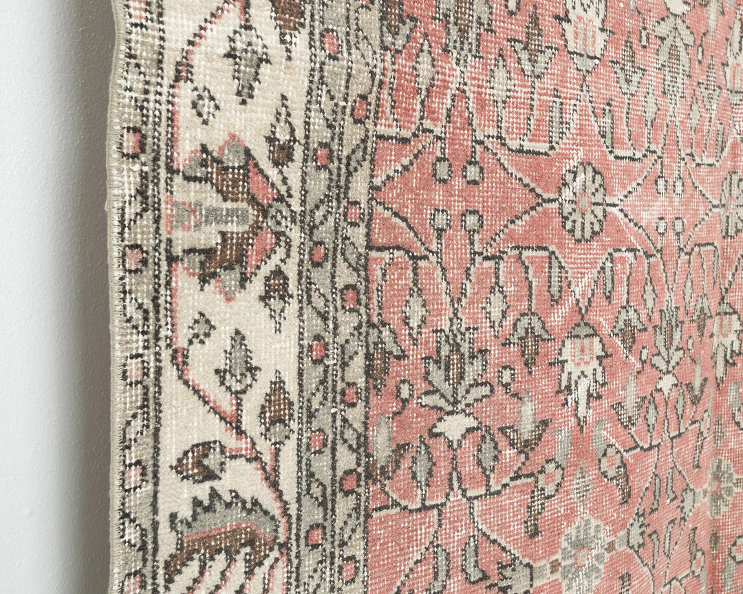 Red Oushak Rug 8' 8" x 5' 5" | No. VR52939