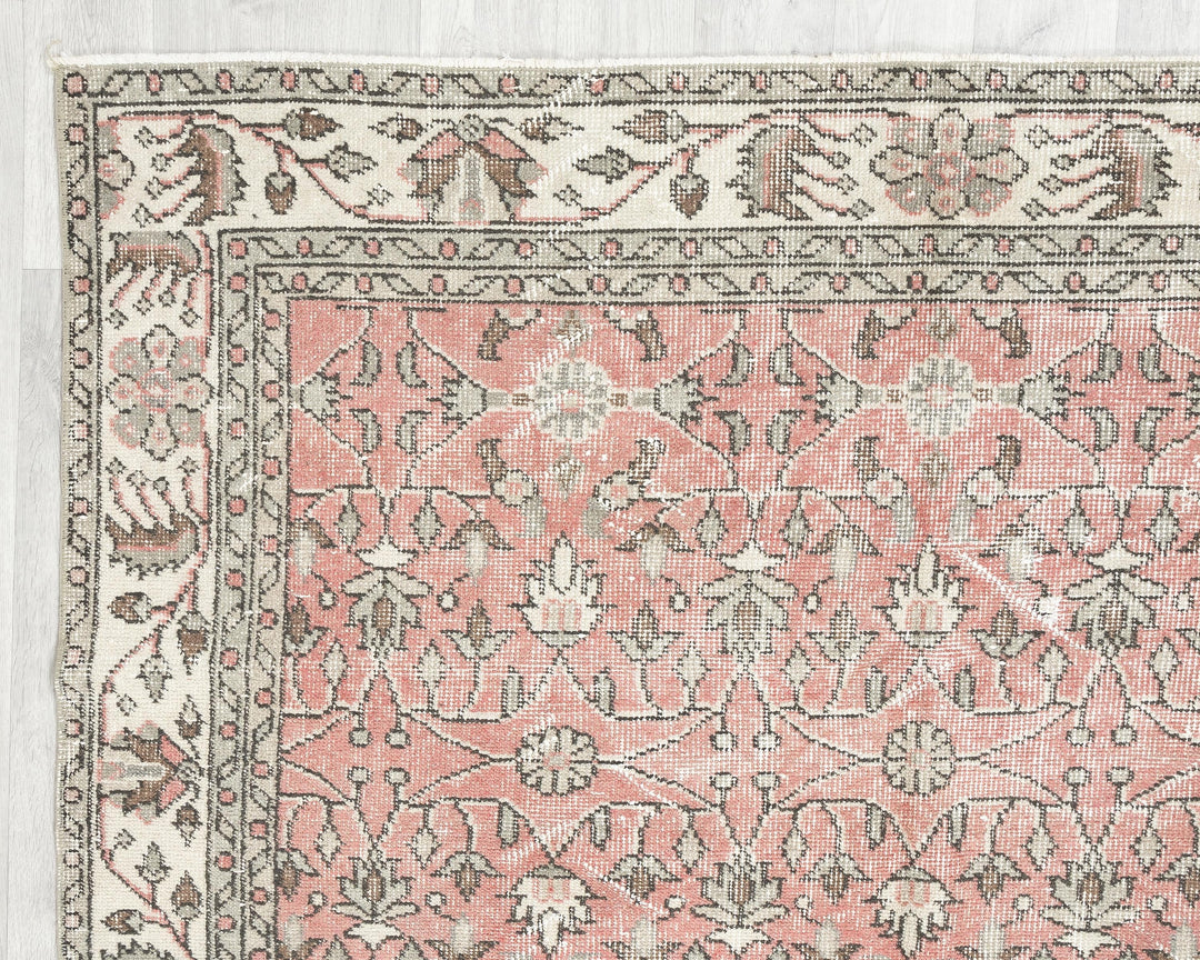 Red Oushak Rug 8' 8" x 5' 5" | No. VR52939