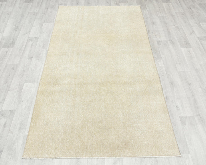 Beige Oushak Rug 6' 10" x 3' 9" | No. VR42566