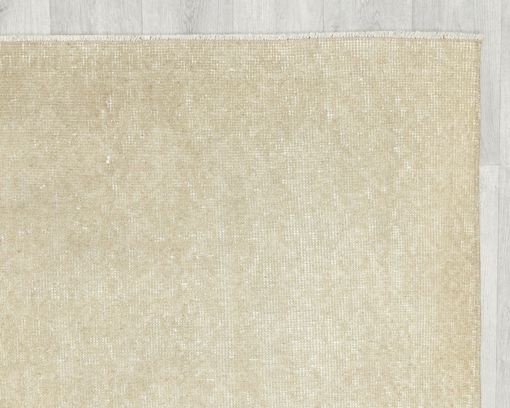 Beige Oushak Rug 6' 10" x 3' 9" | No. VR42566