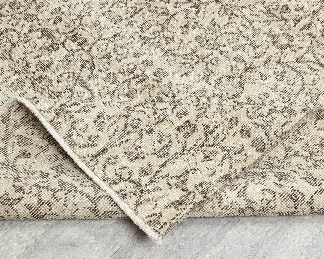 Neutral Oushak Rug 6' 6" x 3' 9" | No. VR79957