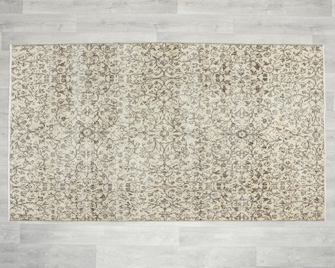Neutral Oushak Rug 6' 6" x 3' 9" | No. VR79957
